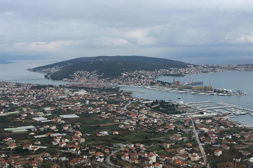 Apartments Mamut Trogir Bagian luar foto